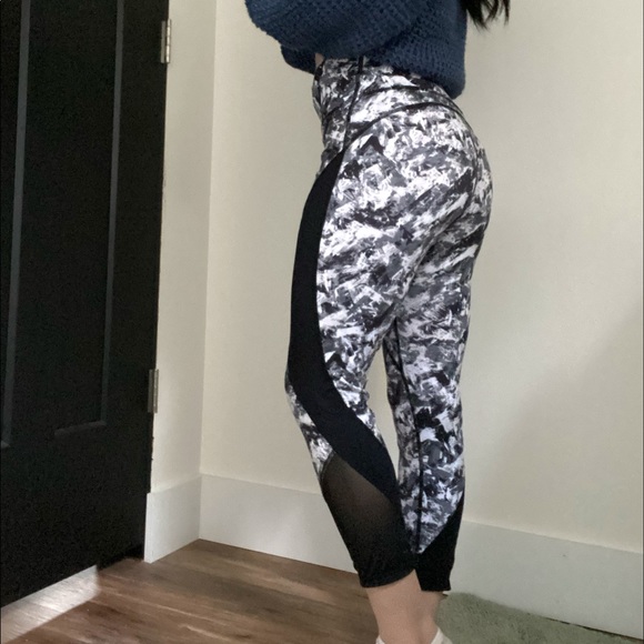 GAP Fit leggings size S - Picture 2 of 2